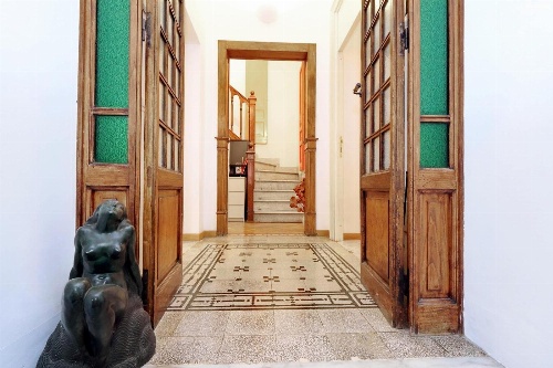 Colosseum Historical Villa image 1