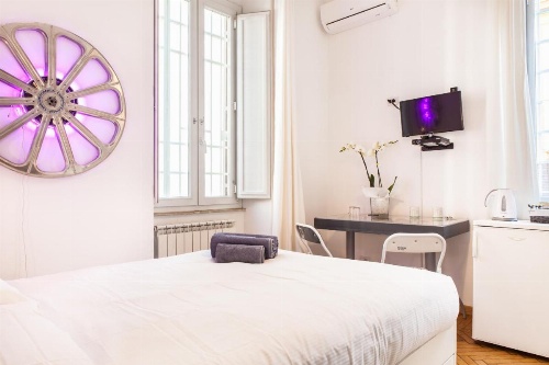 Colosseum Historical Villa image 20